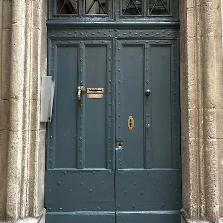 Olivier Atton Appartement *