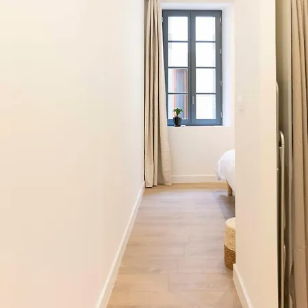 Apartment Olivier Atton