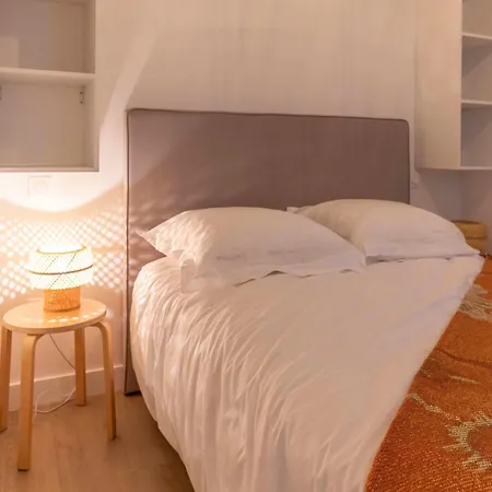 Olivier Atton Apartment *